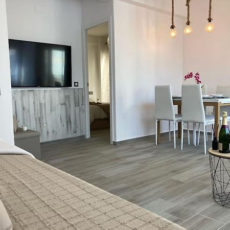 Coqueto Apartamento De Playa Con Piscina Y Terraza Valencia Eksteriør bilde